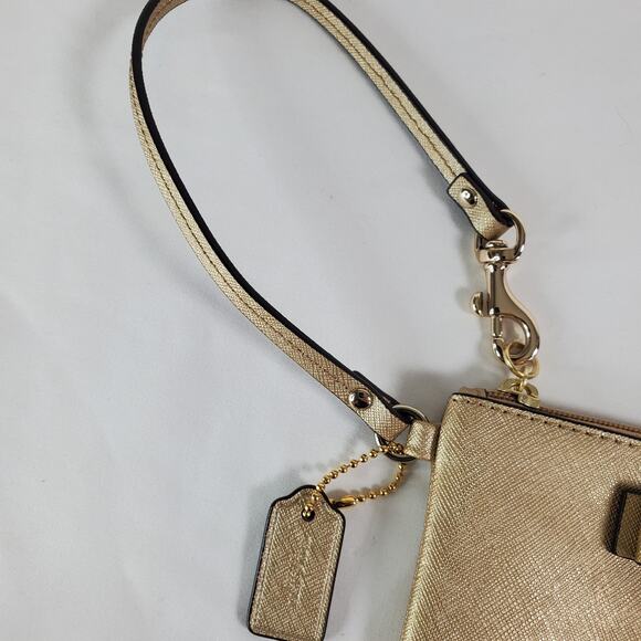 Coach Small Wristlet Wallet Clutch Gold Tone Saffiano Leather - Picture 4 of 10